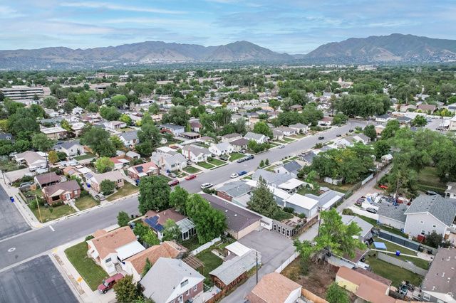 220 E LESLIE AVE, Salt Lake City, UT 84115