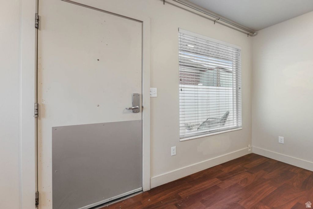 Image 20 of property listing at 220 E LESLIE AVE, Salt Lake City, UT 84115
