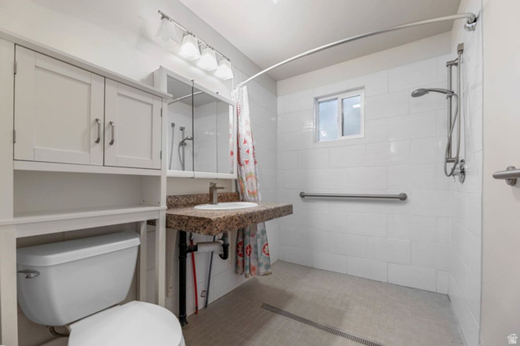 Image 31 of property listing at 220 E LESLIE AVE, Salt Lake City, UT 84115