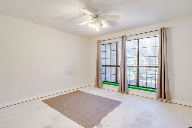 8621 Ravenswood Road, Granbury, TX 76049