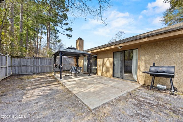 7400 Ridgeview Place, Wilmington, NC 28411