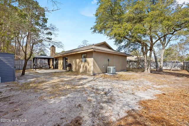 7400 Ridgeview Place, Wilmington, NC 28411