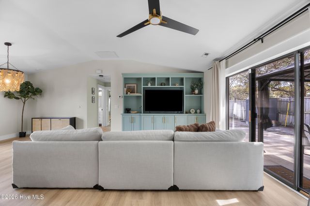 7400 Ridgeview Place, Wilmington, NC 28411