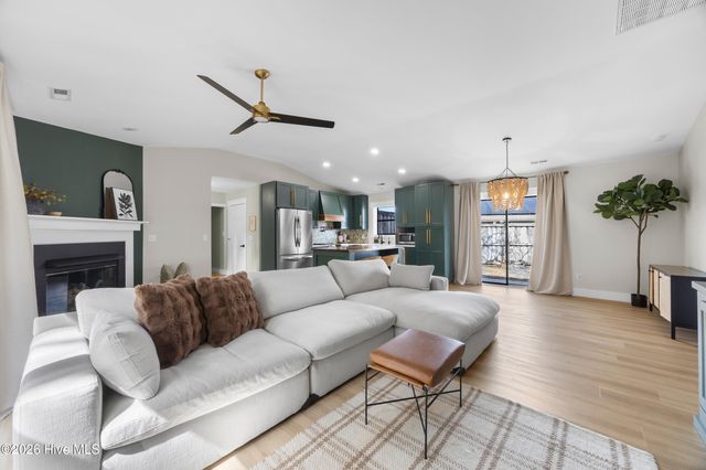 7400 Ridgeview Place, Wilmington, NC 28411