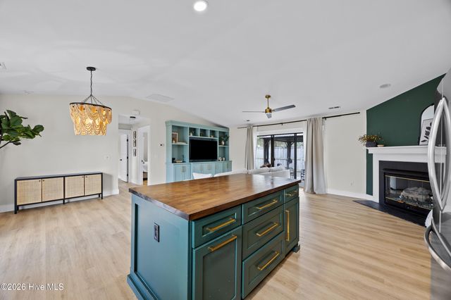 7400 Ridgeview Place, Wilmington, NC 28411