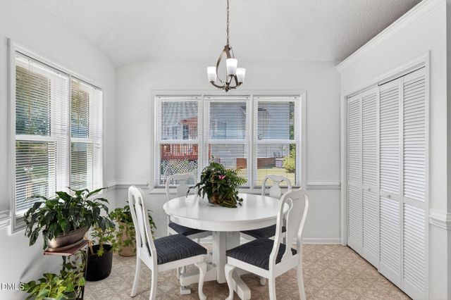 2733 Glastonbury Road, Apex, NC 27539