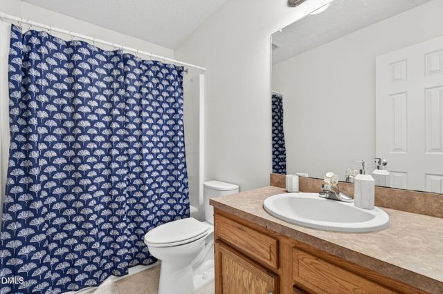 2733 Glastonbury Road, Apex, NC 27539