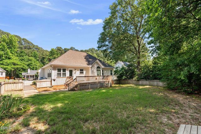 2733 Glastonbury Road, Apex, NC 27539