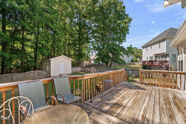 2733 Glastonbury Road, Apex, NC 27539