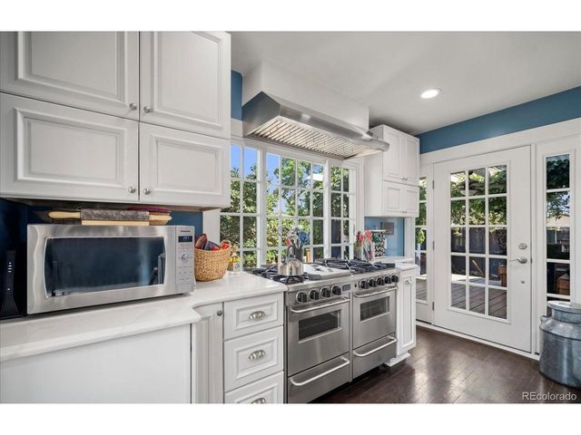 5725 W Mississippi Ave, Lakewood, CO 80226