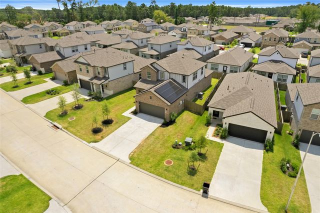 39 Valiant Ridge Trail, Magnolia, TX 77354