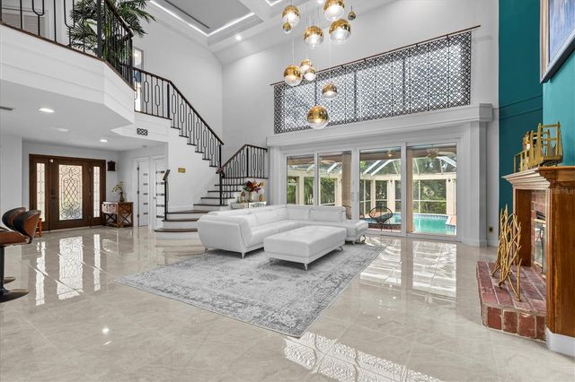 5914 LA ROSA LANE, Apollo Beach, FL 33572