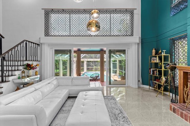 5914 LA ROSA LANE, Apollo Beach, FL 33572