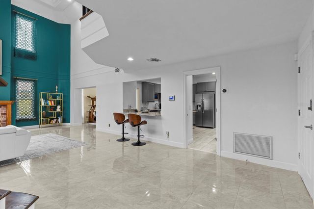 5914 LA ROSA LANE, Apollo Beach, FL 33572