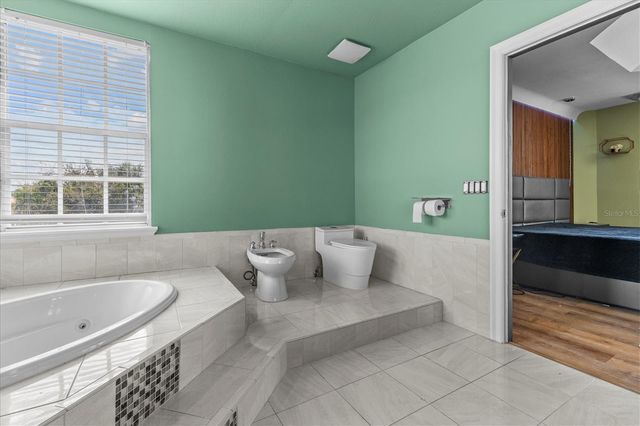 5914 LA ROSA LANE, Apollo Beach, FL 33572