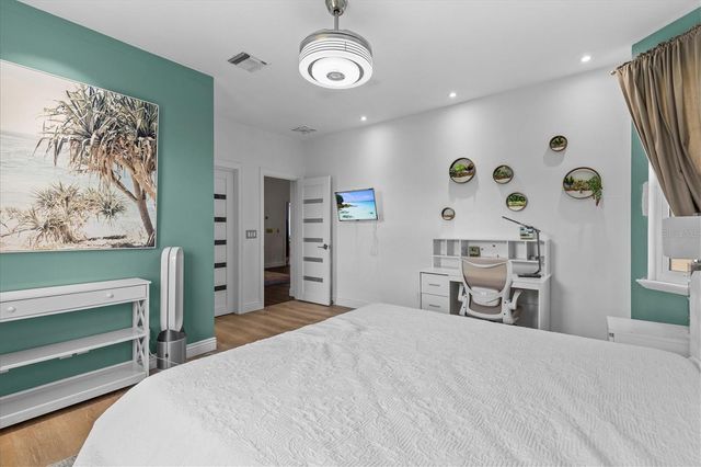 5914 LA ROSA LANE, Apollo Beach, FL 33572