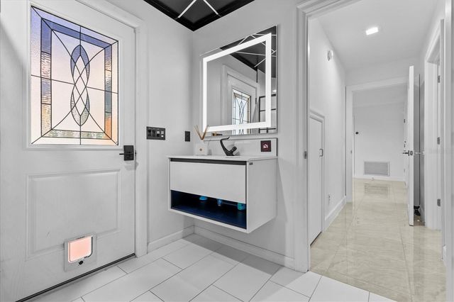 5914 LA ROSA LANE, Apollo Beach, FL 33572