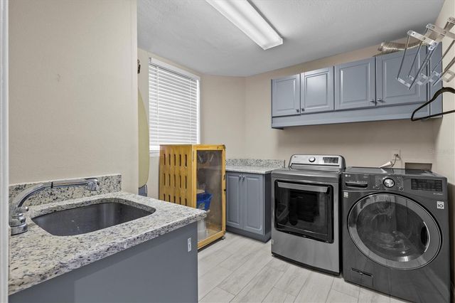 5914 LA ROSA LANE, Apollo Beach, FL 33572