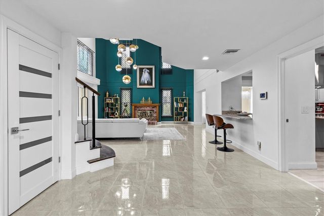 5914 LA ROSA LANE, Apollo Beach, FL 33572