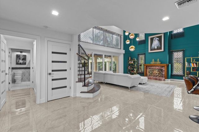 5914 LA ROSA LANE, Apollo Beach, FL 33572