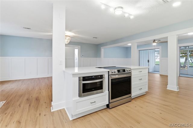 1731 NW 20th Avenue, Crystal River, FL 34428