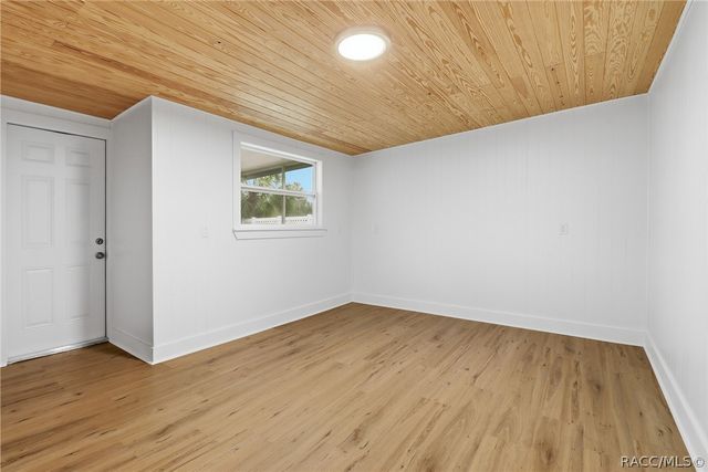 1731 NW 20th Avenue, Crystal River, FL 34428