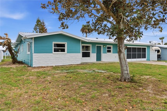 1731 NW 20th Avenue, Crystal River, FL 34428