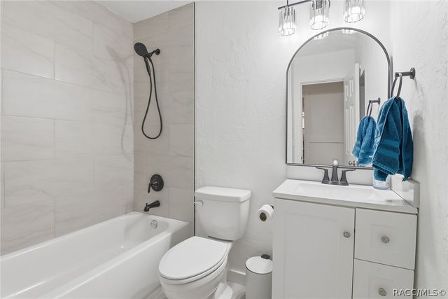 1731 NW 20th Avenue, Crystal River, FL 34428