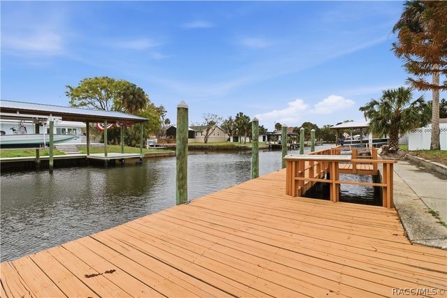 1731 NW 20th Avenue, Crystal River, FL 34428