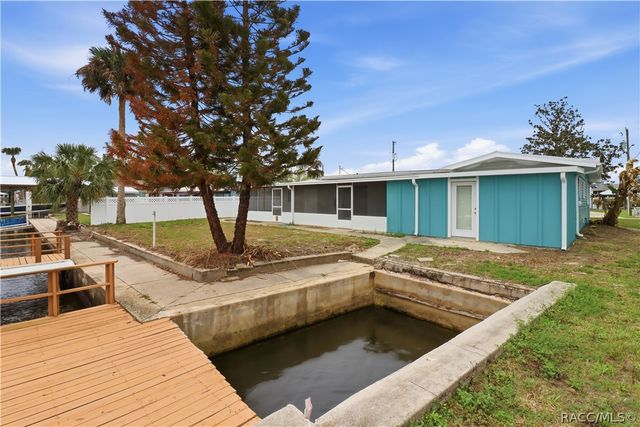 1731 NW 20th Avenue, Crystal River, FL 34428