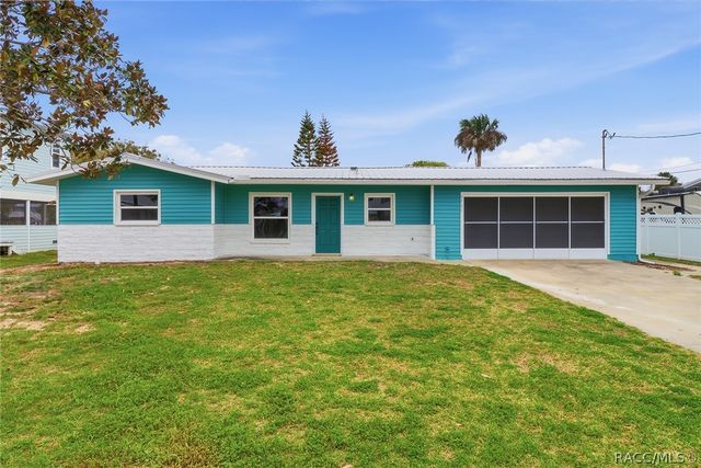 1731 NW 20th Avenue, Crystal River, FL 34428