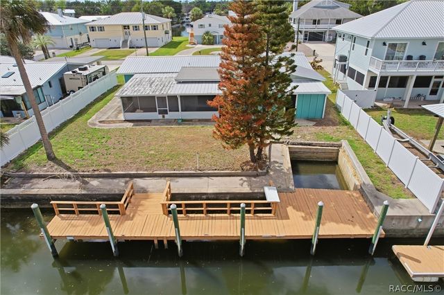 1731 NW 20th Avenue, Crystal River, FL 34428