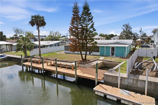 1731 NW 20th Avenue, Crystal River, FL 34428