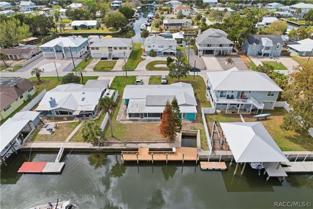 1731 NW 20th Avenue, Crystal River, FL 34428