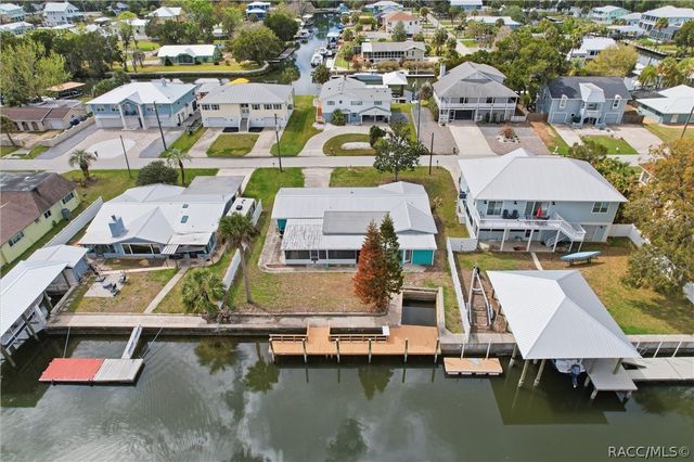 1731 NW 20th Avenue, Crystal River, FL 34428