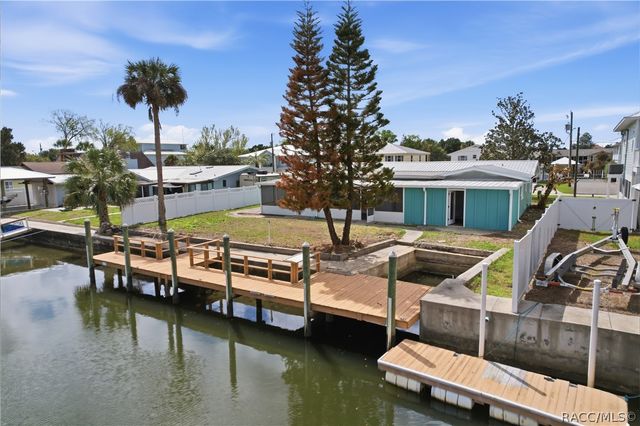 1731 NW 20th Avenue, Crystal River, FL 34428