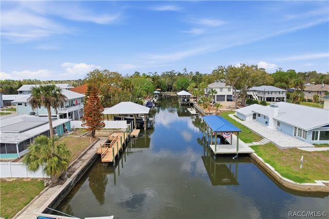 1731 NW 20th Avenue, Crystal River, FL 34428