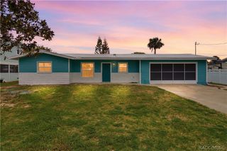 1731 NW 20th Avenue, Crystal River, FL 34428