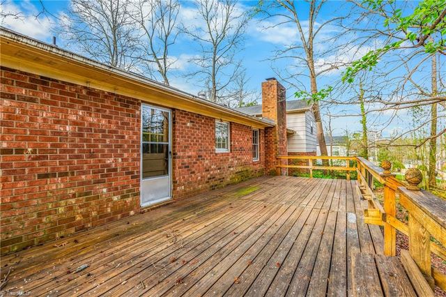 1603 Seven Oaks Place, High Point, NC 27265