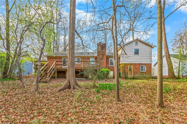 1603 Seven Oaks Place, High Point, NC 27265