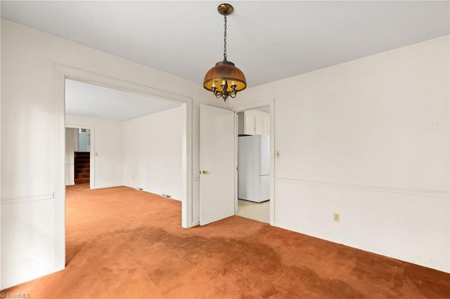 1603 Seven Oaks Place, High Point, NC 27265