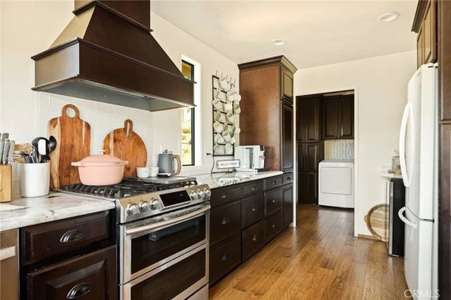 404 Darfo, Crestline, CA 92325