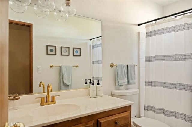 404 Darfo, Crestline, CA 92325