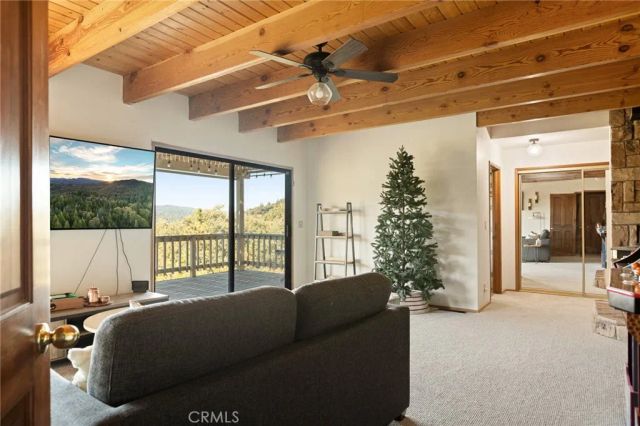 404 Darfo, Crestline, CA 92325
