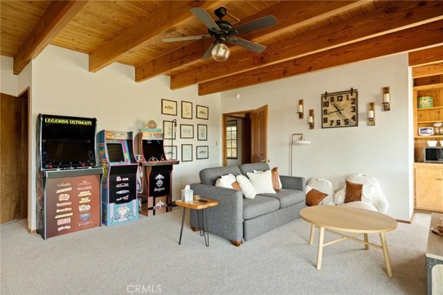 404 Darfo, Crestline, CA 92325