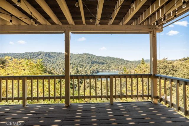 404 Darfo, Crestline, CA 92325