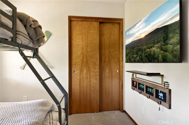 404 Darfo, Crestline, CA 92325