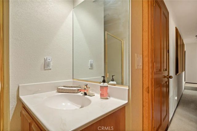 404 Darfo, Crestline, CA 92325
