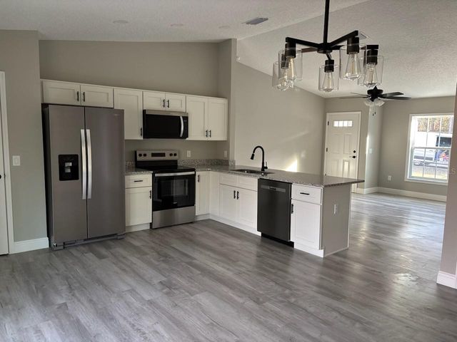 2815 W BRAVURA DRIVE, Citrus Springs, FL 34433