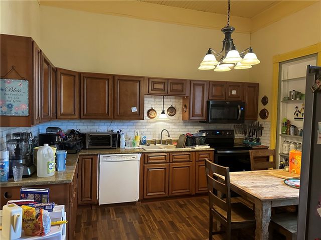 204 Maple Street, Dardanelle, AR 72834